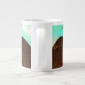 Oude landbouwtrekker grote koffiekop (Achterkant)