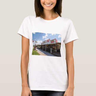 Oude landenwinkel- en gasstation t-shirt