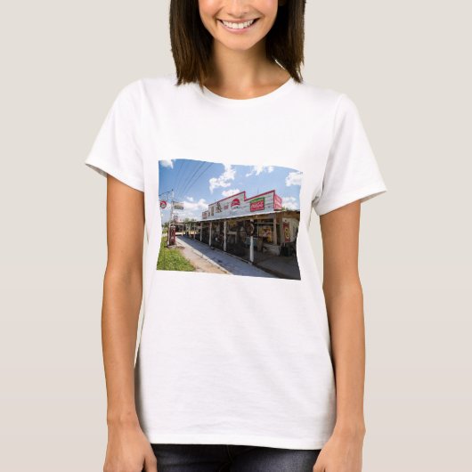Oude landenwinkel- en gasstation t-shirt (Voorkant)