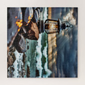 Oude lantaarn op oceaanrotsen legpuzzel (Horizontaal)