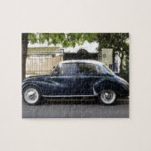 Oude maar goed bewaarde Audi-auto. Legpuzzel (Horizontaal)