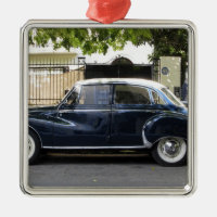 Oude maar goed bewaarde Audi-auto.