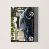 Oude maar zeer goed onderhouden Audi auto. Legpuzzel (Verticaal)