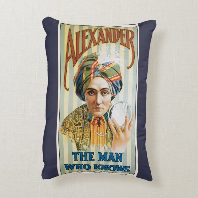 Oude Magie Poster, Alexander, de Man Die Weet Accent Kussen (Achterkant (Verticaal))
