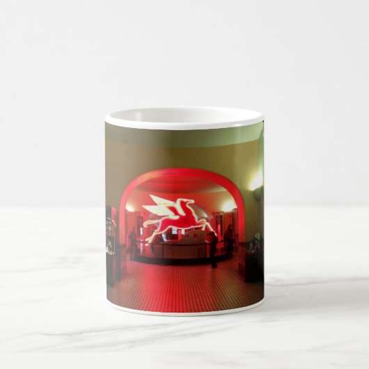 Oude Magnolia Pegasus in de Oude Rode Lobby Koffiemok (Center)