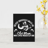 Oude Man die houdt van gewichtheffen bodybuilding Kaart (Gele Bloem)