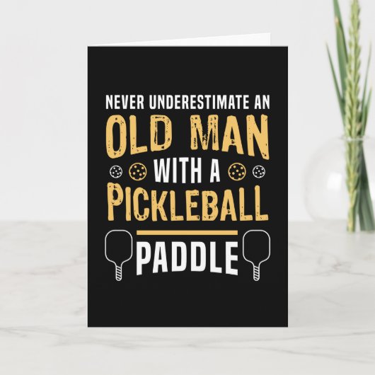 Oude man met een Pickleball-paddle cadeau Kaart (Voorkant)