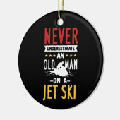 Oude man op een jetski keramisch ornament (Links)