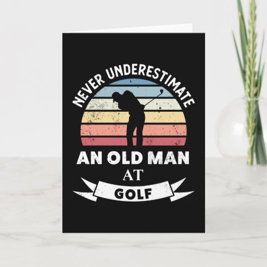 Oude man op golf grappig golf cadeau vader kaart (Voorkant)