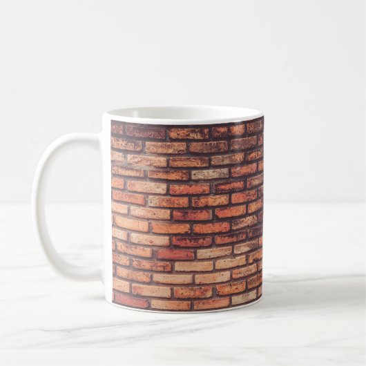 oude metselmuurachtergrond, hipste koffiemok (Links)