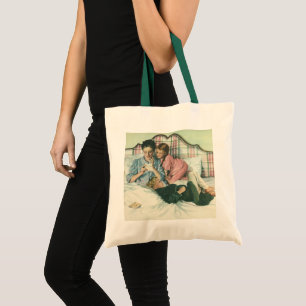 Oude Moederdag, kinderen lezen kaarten in bed Tote Bag
