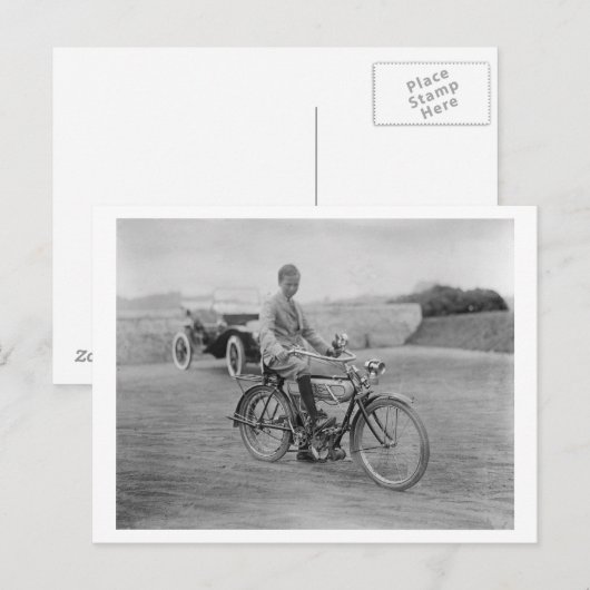 Oude motorfiets met koplicht over de lantaarn briefkaart (Voorkant / Achterkant)