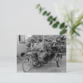 Oude motorfiets met zijspan  B&W-foto Briefkaart (Staand voorkant)