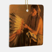 Oude Oorlog Bonnet van Joseph Henry Sharp Keramisch Ornament (Rechts)