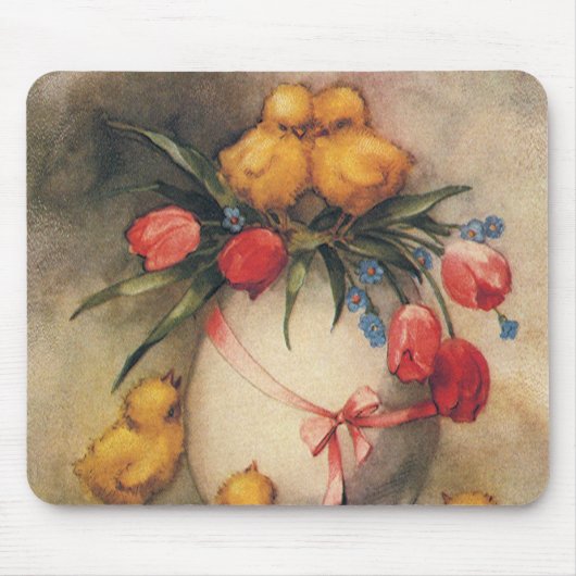 Oude Paaskuikens met rode tulp bloemen Muismat (Voorkant)