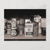 Oude pakketten, dozen en blikken. briefkaart (Voorkant)