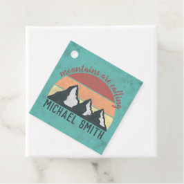 Oude pastelbergen roepen monogramme op bedankjes labels