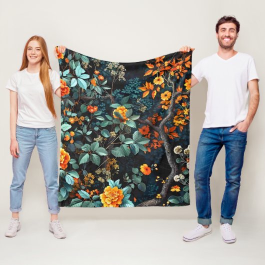Oude patroon bos bloemmotief fleece deken (In situ)