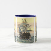 Oude Piratenschip, Galleon Zeilt op de Oceaan Mok (Midden)