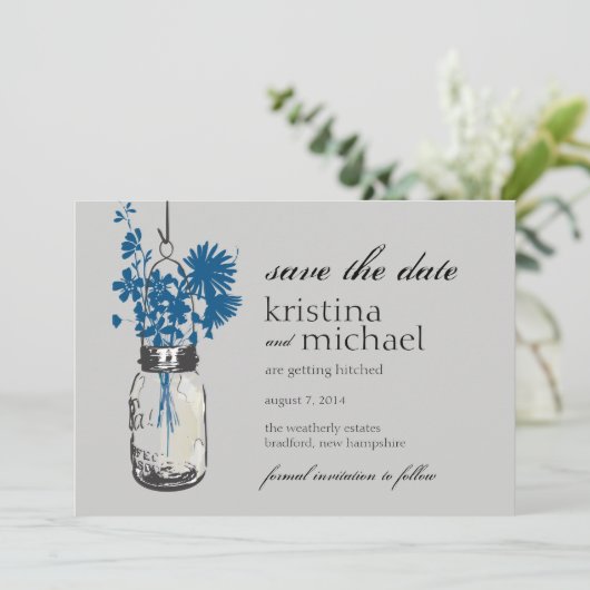 Oude pot & wilde bloemen save the date (Staand voorkant)