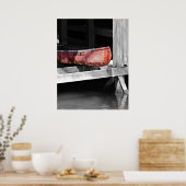 Oude rode kano in een Wooden Boat House Poster (Keuken)