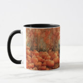 Oude roestige pick-up en pompoenen herfst mok (Links)