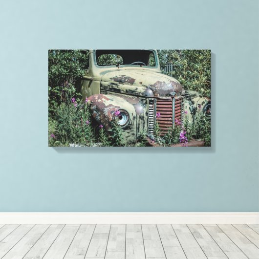 Oude rotsauto canvas afdruk (Insitu (Houten vloer))