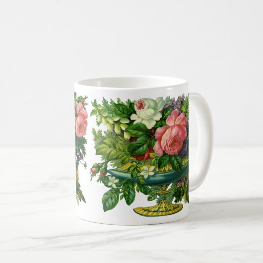 Oude roze rozen in een vaas met bloemen koffiemok (Voorkant rechts)