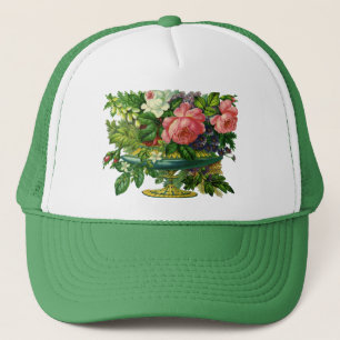 Oude roze rozen, vaas met bloemen trucker pet