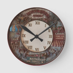Oude rustieke keuken ronde klok