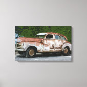 Oude Rusty Broken Down Car Canvas (Voorkant)