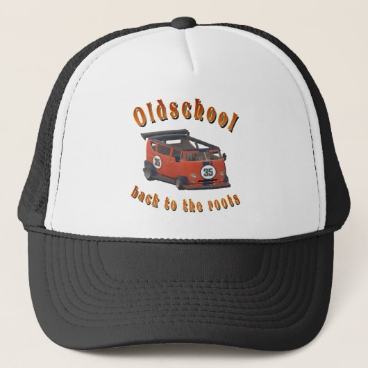 Oude school, oude auto in rood trucker pet (Voorkant)