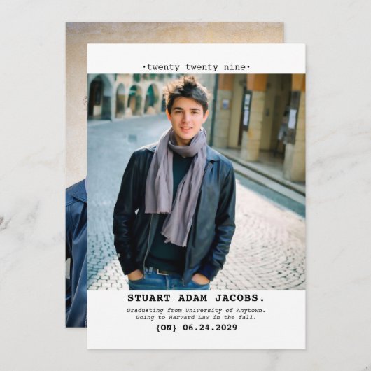 Oude school typemachine afstudeeraankondiging. aankondiging (Voorkant / Achterkant)