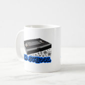 Oude school vhs koffiemok (Voorkant links)