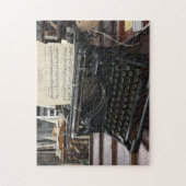 Oude schrijfmachine met papiermuziek legpuzzel (Verticaal)
