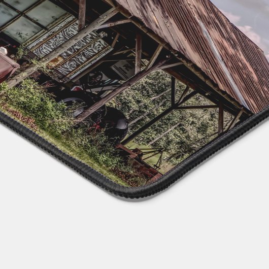 oude schuur langs de weg in het oude zuiden bureaumat (Hoek)