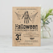 Oude skelet hand Halloween kostuums feest Kaart (Staand voorkant)