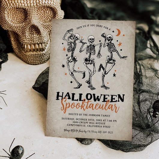 Oude skelet volwassenen Halloween-feest Kaart