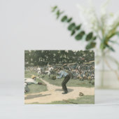 Oude sport, honkbalspeler die naar thuis glijdt (Staand voorkant)