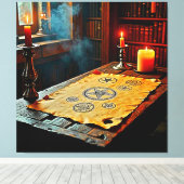 Oude spreuken op een mystieke rol canvas afdruk (Insitu (Houten vloer))