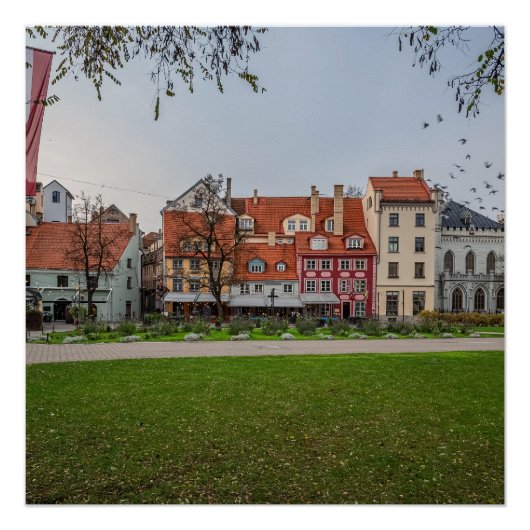 Oude stad Riga in het najaar Perfect Poster (Voorkant)