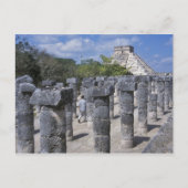Oude stenen pijlers in Chichen Itza. Centraal Briefkaart (Voorkant)