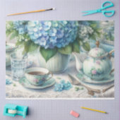 Oude stoffige blauwe bloemige theepartij tissuepap tissuepapier (Craft)