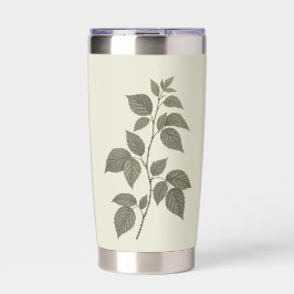 Oude tak van groene framboos geïsoleerde drinkbeker