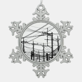 Oude telefoon- en elektriciteitsleidingen tin sneeuwvlok ornament