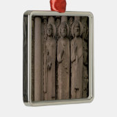 Oude Testament, afkomstig van de noordelijke omstr Metalen Ornament (Rechts)