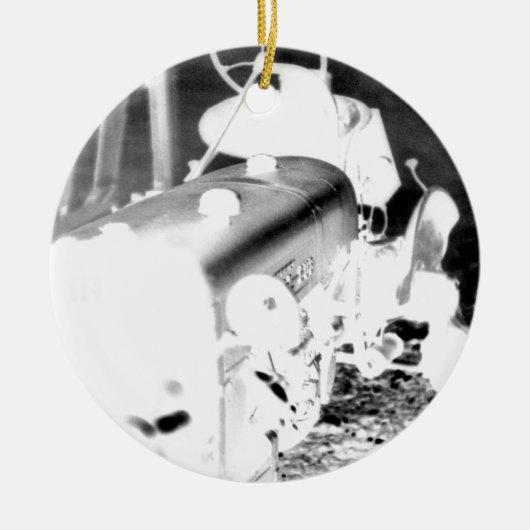 Oude Tractor - negatief Keramisch Ornament (Voorkant)