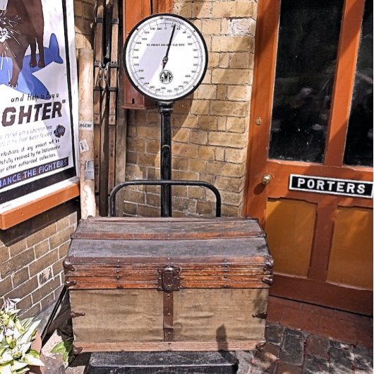 OUDE TREINSTATION LEGPUZZEL