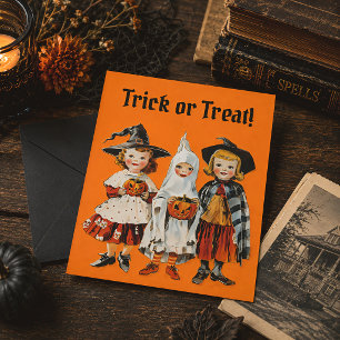Oude Trick or Treat Kinderen Retro Halloween Briefkaart