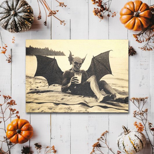 Oude vampier op het strand Retro horroransichtkaar Briefkaart